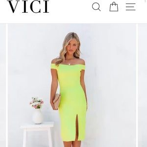 VICI NWT MIDI off the shoulder body-con Green Dress